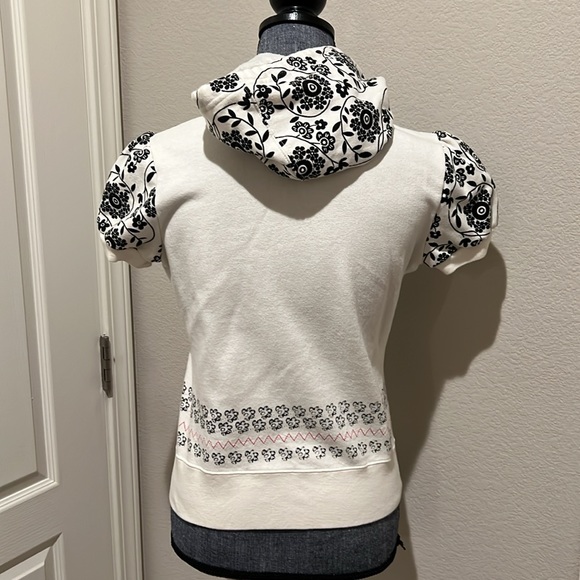 Vintage Roxy Floral Zip Up Short Sleeve Hoodie Top - Picture 5 of 9